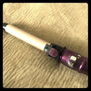 Digital rotating curling iron